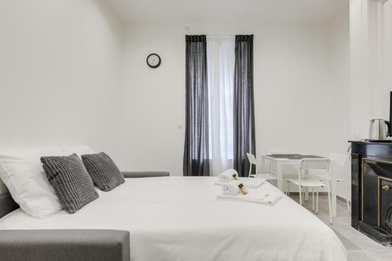 Apartamento Guestready - 1-Br, 5 Minutes From Train Station Lyon Exterior foto